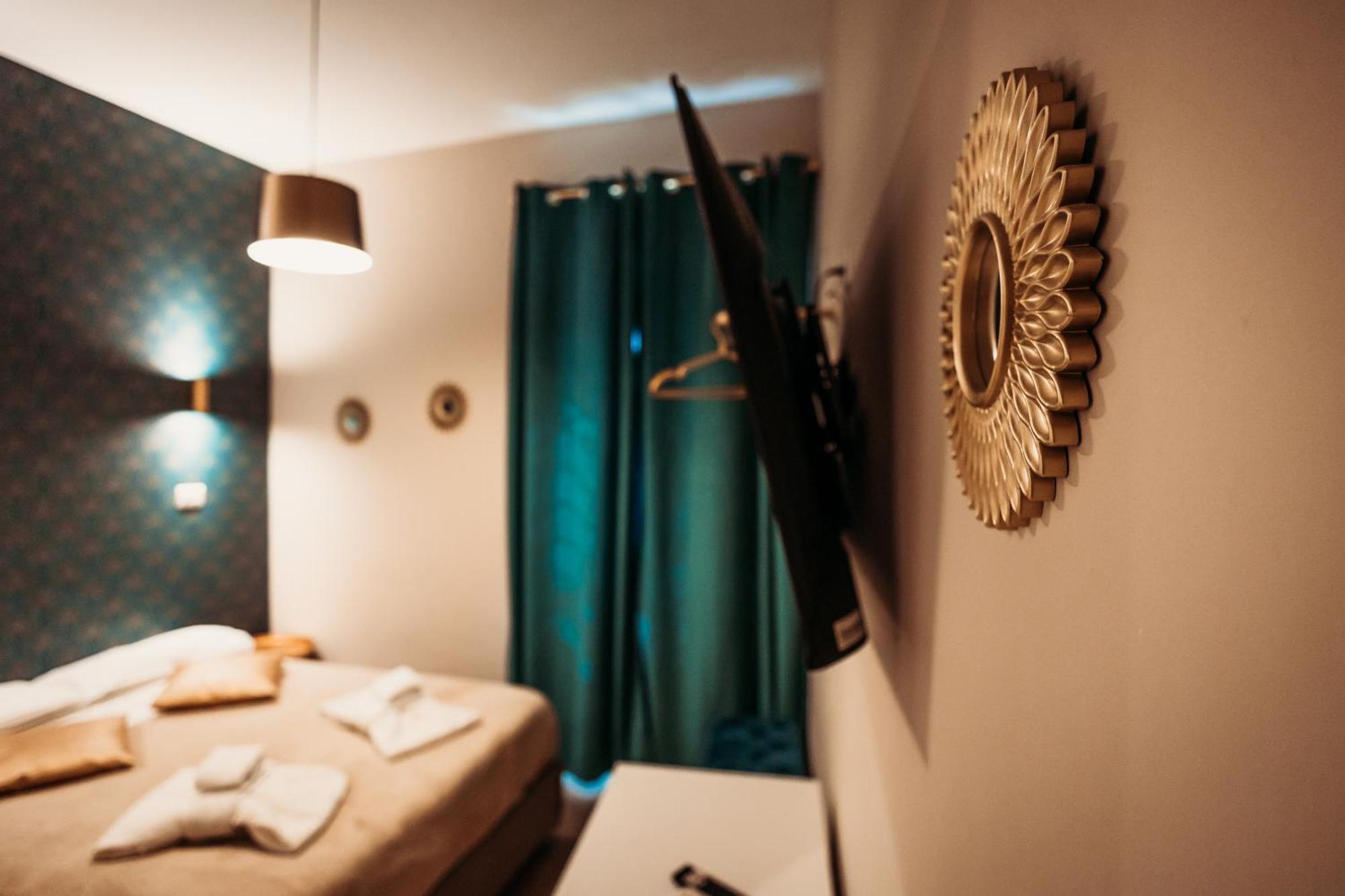 Domus Tiberina Hotel