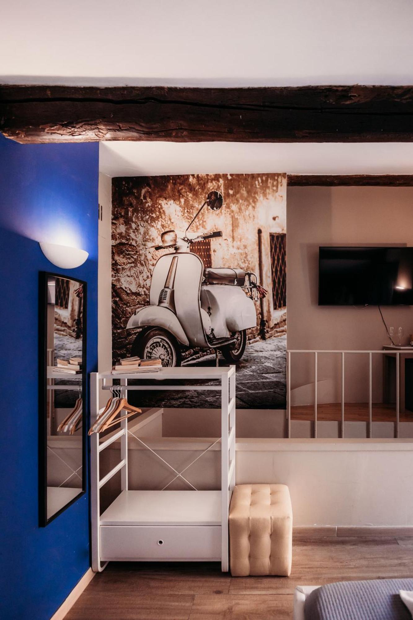 Domus Tiberina Hotel