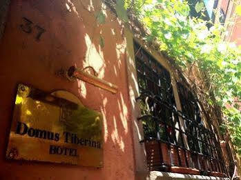 Domus Tiberina 2* Roma